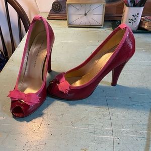 Marc Jacobs bow pumps